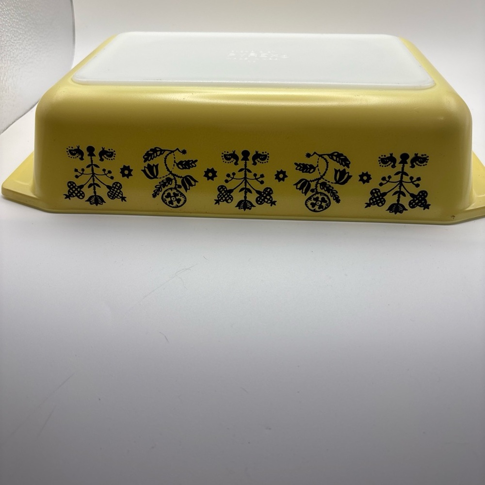 Pyrex promotional Needlepoint Embroidery Design - Picture 10 of 16